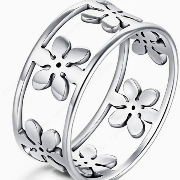 Jewelry - Titanium Flower Ring